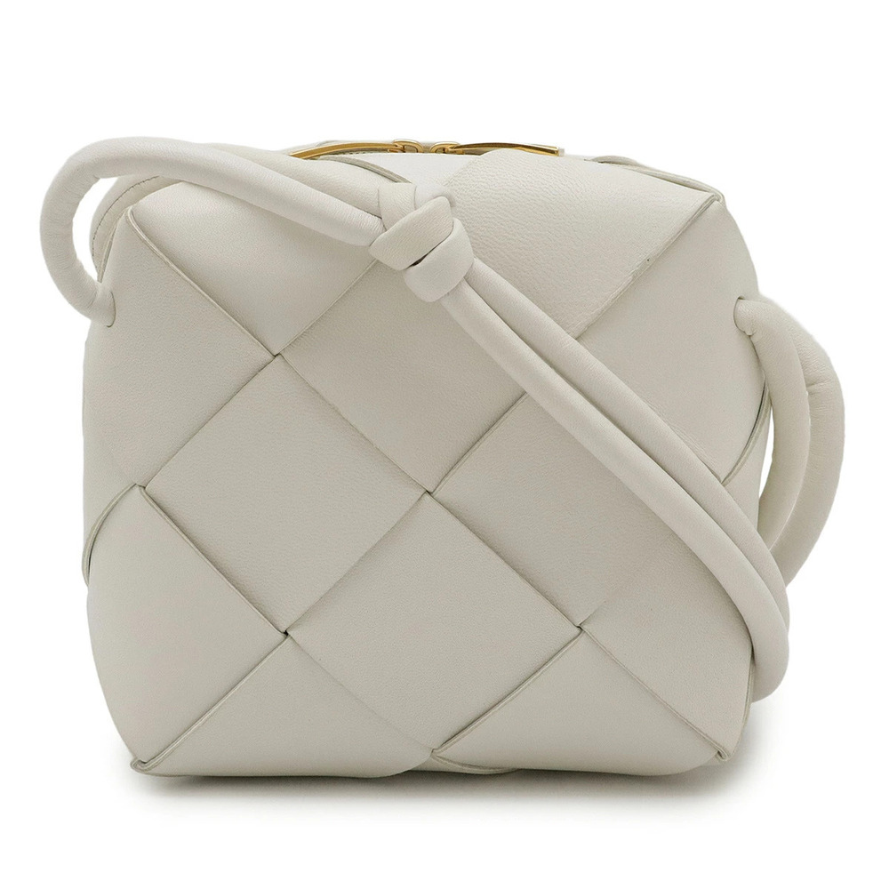 BOTTEGA VENETA Cassette Maxi Intrecciato Camera Bag Shoulder Leather White